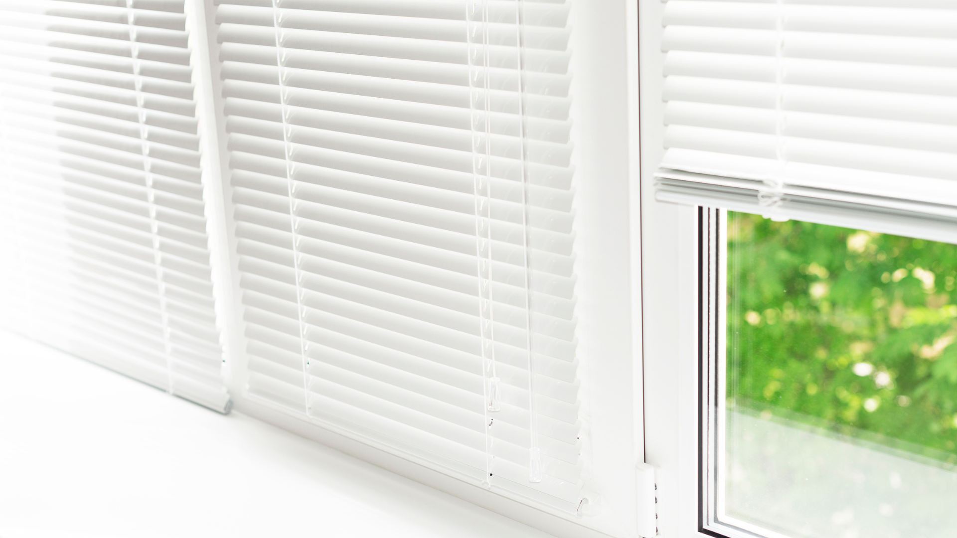 Blinds for Unusual Window Shapes: Creative Solutions